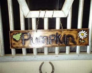 Pumpkin door sign